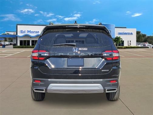 2025 Honda Pilot Touring 8-Passenger