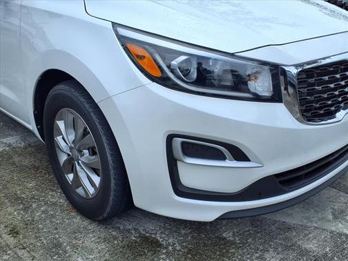 2020 Kia Sedona LX