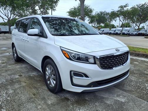 2020 Kia Sedona LX