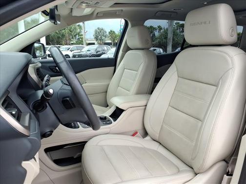 Hunter Metallic 2022 GMC Acadia Denali