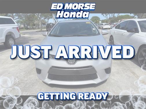 Classic Silver Metallic 2015 Toyota Corolla LE