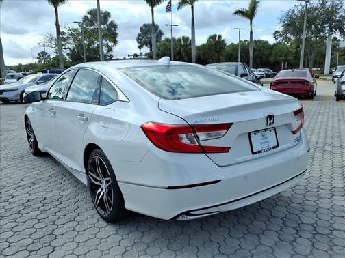2022 Honda Accord Hybrid Touring
