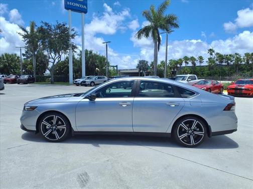 2023 Honda Accord Hybrid Base