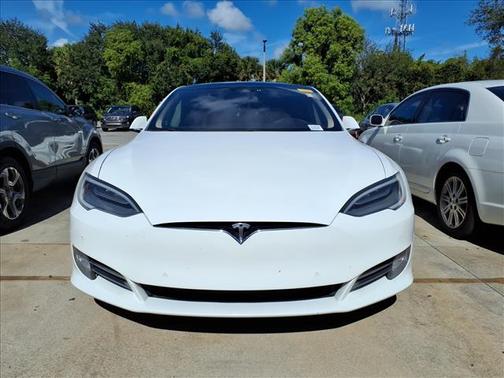 2016 Tesla Model S P90D