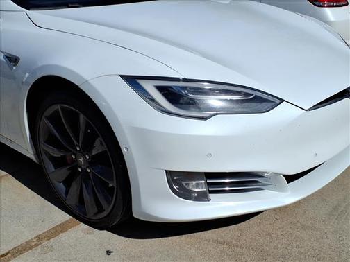 2016 Tesla Model S P90D
