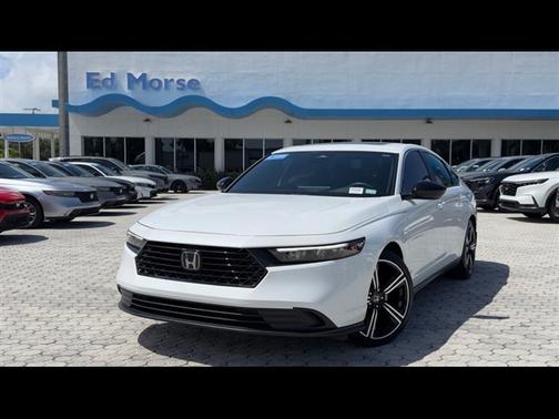 Platinum White Pearl 2024 Honda Accord Hybrid Sport