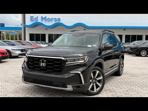 Crystal Black Pearl 2024 Honda Pilot Elite