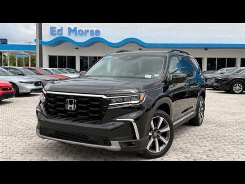 Crystal Black Pearl 2024 Honda Pilot Elite