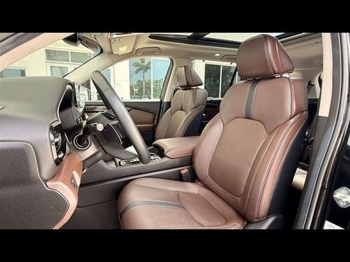 Crystal Black Pearl 2024 Honda Pilot Elite