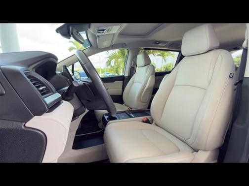 Silver 2025 Honda Odyssey EX-L