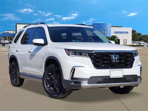 2025 Honda Pilot Touring 8-Passenger