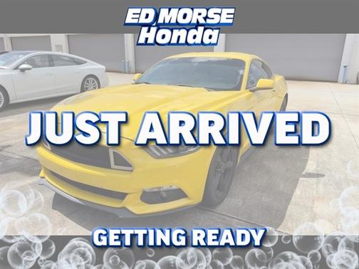 Triple Yellow Tri-Coat 2016 Ford Mustang GT