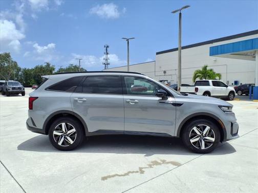 2023 Kia Sorento EX