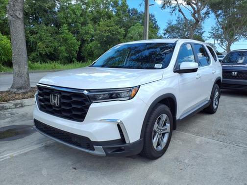 2023 Honda Pilot AWD EX-L 7 Passenger