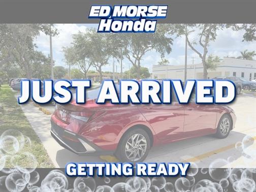 Ultimate Red 2024 Hyundai ELANTRA SEL