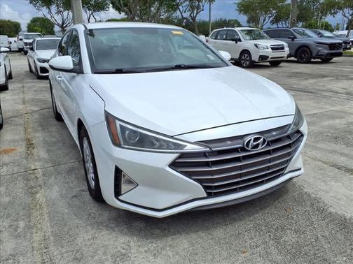 2019 Hyundai ELANTRA SE