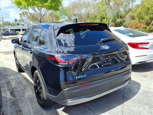 2025 Honda HR-V 2WD Sport