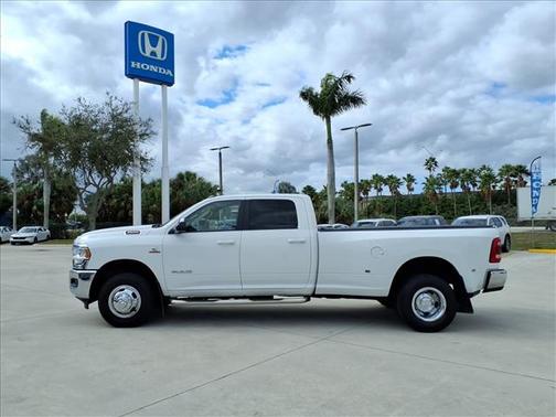 2020 RAM 3500 Big Horn Crew Cab 4x4 8' Box