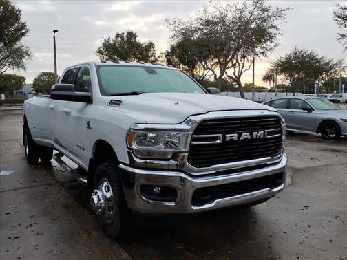 2020 RAM 3500 Big Horn Crew Cab 4x4 8' Box