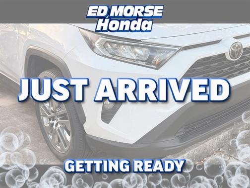Super White 2019 Toyota RAV4 XLE Premium
