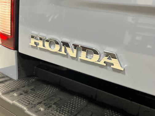 Sonic Gray Pearl 2026 Honda Ridgeline Black