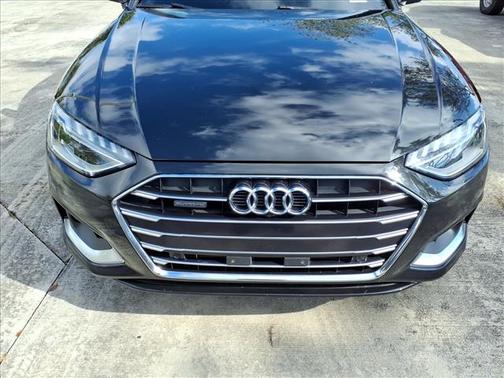2022 Audi A4 40 Premium Plus