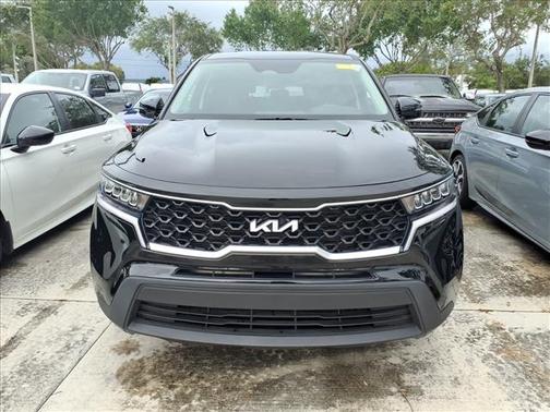 2023 Kia Sorento LX