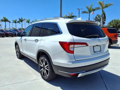 2020 Honda Pilot Touring 8-Passenger