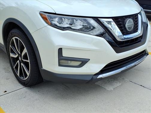 2020 Nissan Rogue SL