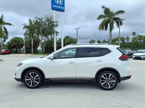 2020 Nissan Rogue SL