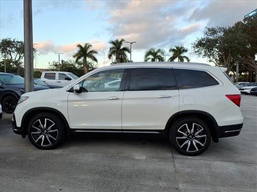 2019 Honda Pilot Touring 8-Passenger
