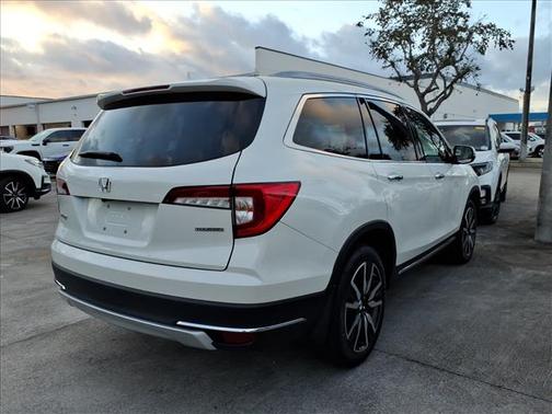 2019 Honda Pilot Touring 8-Passenger