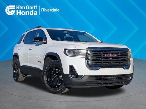 2022 GMC Acadia AWD AT4