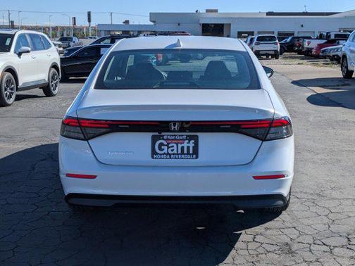 2025 Honda Accord LX 1.5T