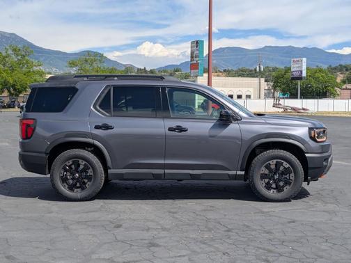 Modern Steel Metallic 2026 Honda Passport AWD TrailSport Elite