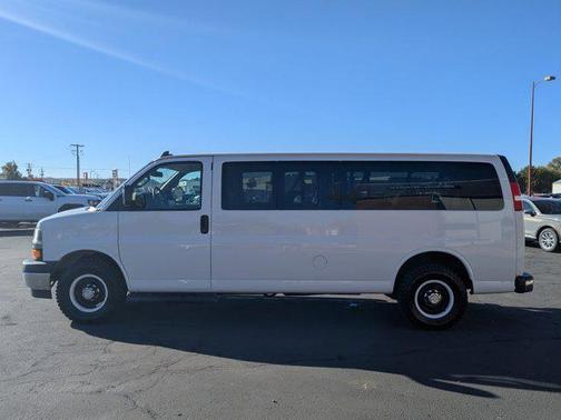 2019 Chevrolet Express 3500 LT