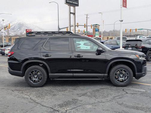 2026 Honda Pilot TrailSport