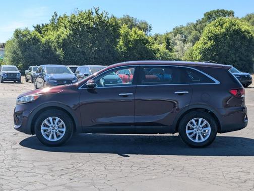 Sangria 2020 Kia Sorento LX