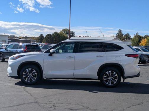 2020 Toyota Highlander XLE