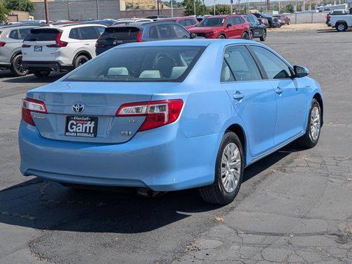 2012 Toyota Camry Hybrid LE
