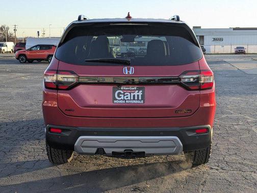 2025 Honda Pilot TrailSport