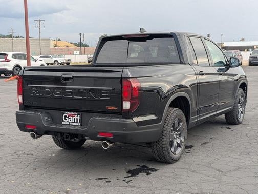 Crystal Black Pearl 2026 Honda Ridgeline TrailSport