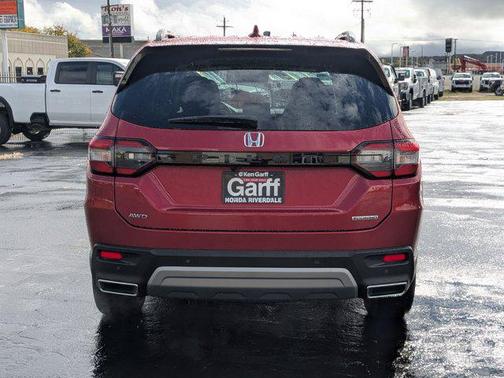 2025 Honda Pilot Touring 8-Passenger