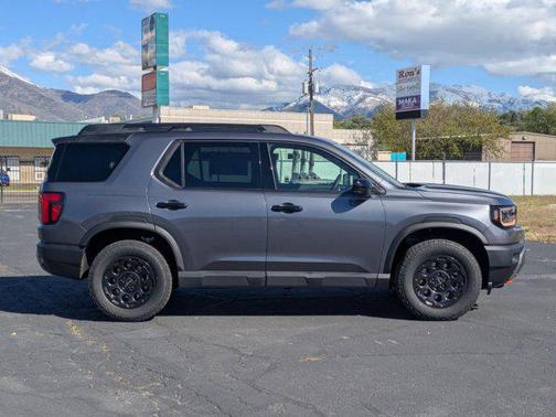 Modern Steel Metallic 2026 Honda Passport AWD TrailSport Elite Blackout