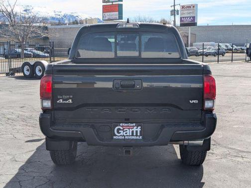 2018 Toyota Tacoma SR