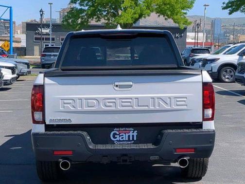 2025 Honda Ridgeline Black