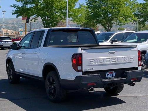 2025 Honda Ridgeline Black