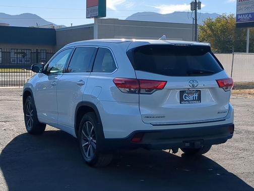 Blizzard Pearl 2018 Toyota Highlander XLE