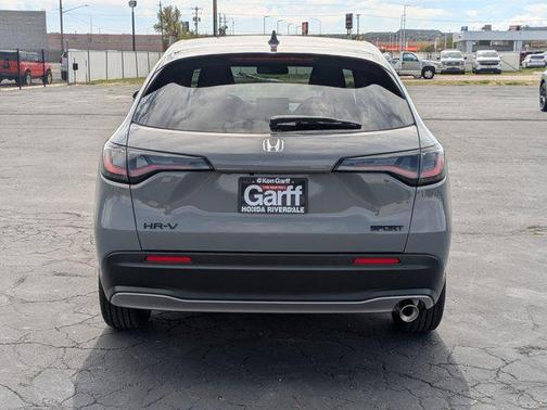 Urban Gray Pearl 2026 Honda HR-V AWD Sport