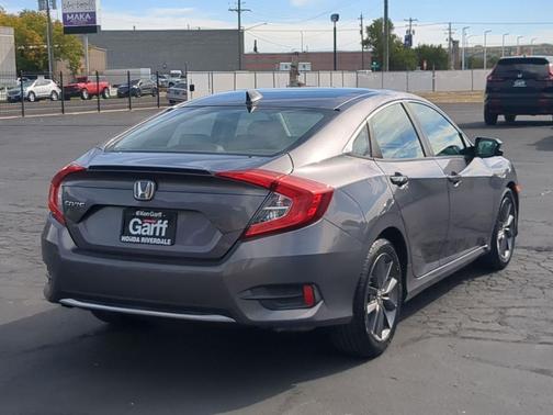 Modern Steel Metallic 2020 Honda Civic EX-L